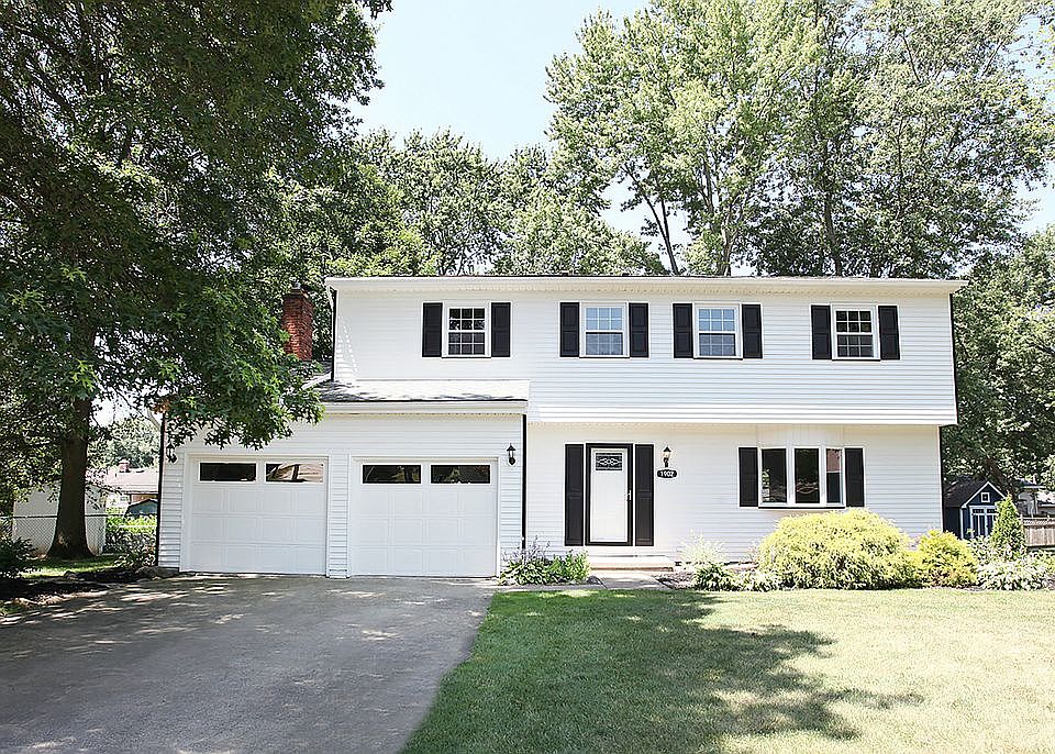 1st image of 1902 Shaw Cir