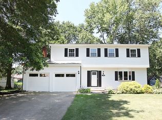 1902 Shaw Cir, Brunswick, OH 44212