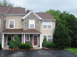 67 Ridge View Cir, East Stroudsburg, PA 18302