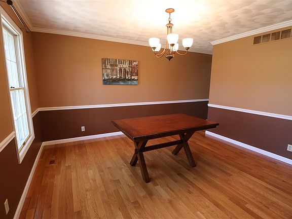 2nd image of 6806 N Aycliffe Dr