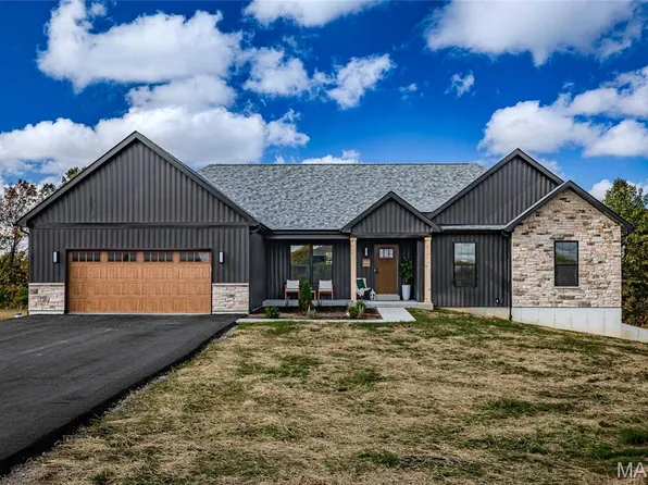 3555 Weatherby Ln, Farmington, MO 63640