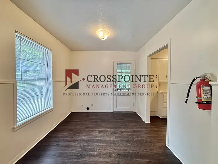 430 E Hudson St — Photo 4