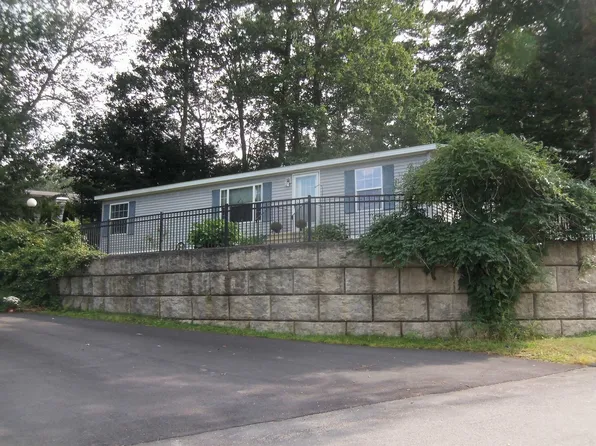 5 Lilac Drive, Rochester, NH 03867
