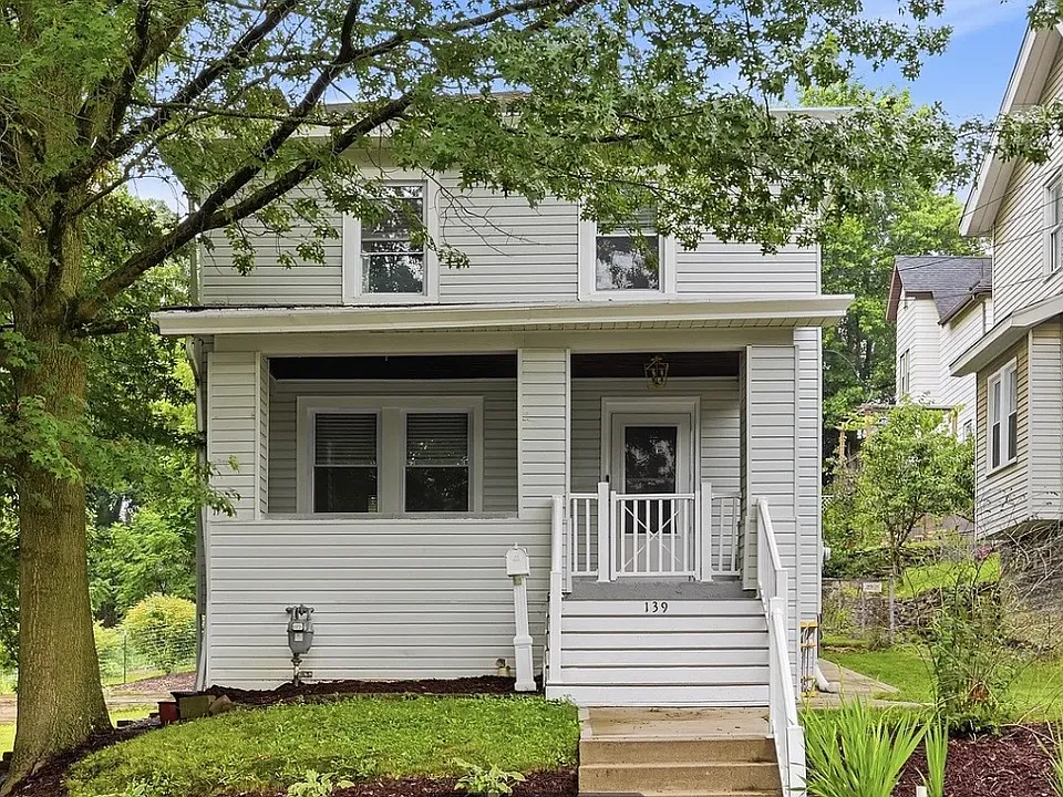 139 Locust St