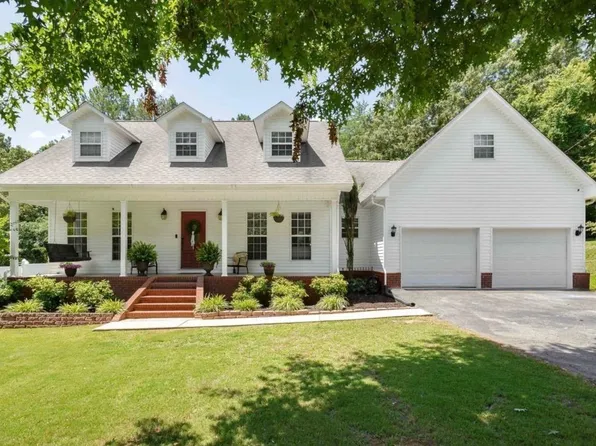 608 Elm Cir SW, Russellville, AL 35653