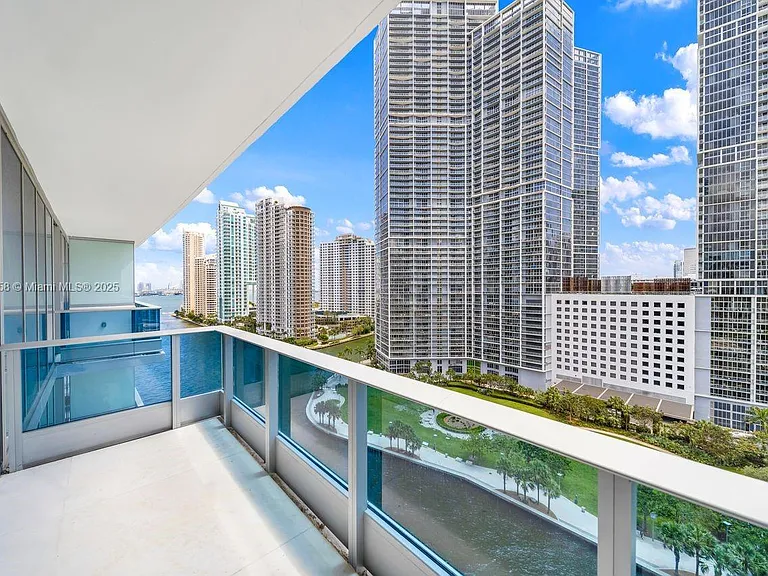 200 Biscayne Boulevard Way #1406 — Photo 17