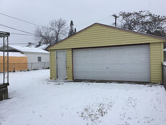 2nd image of 19595 Waldron St