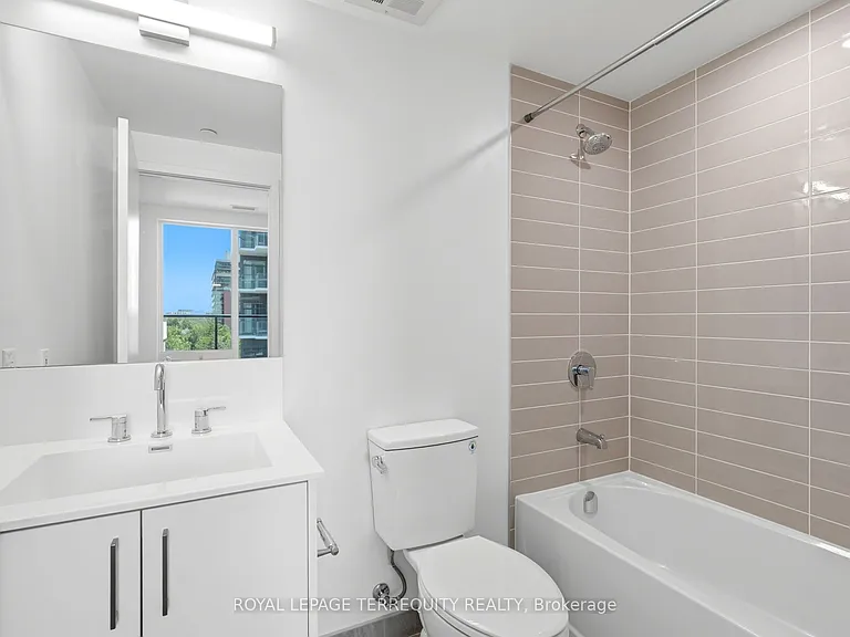 4010 Eglinton Ave W #712 — Photo 25