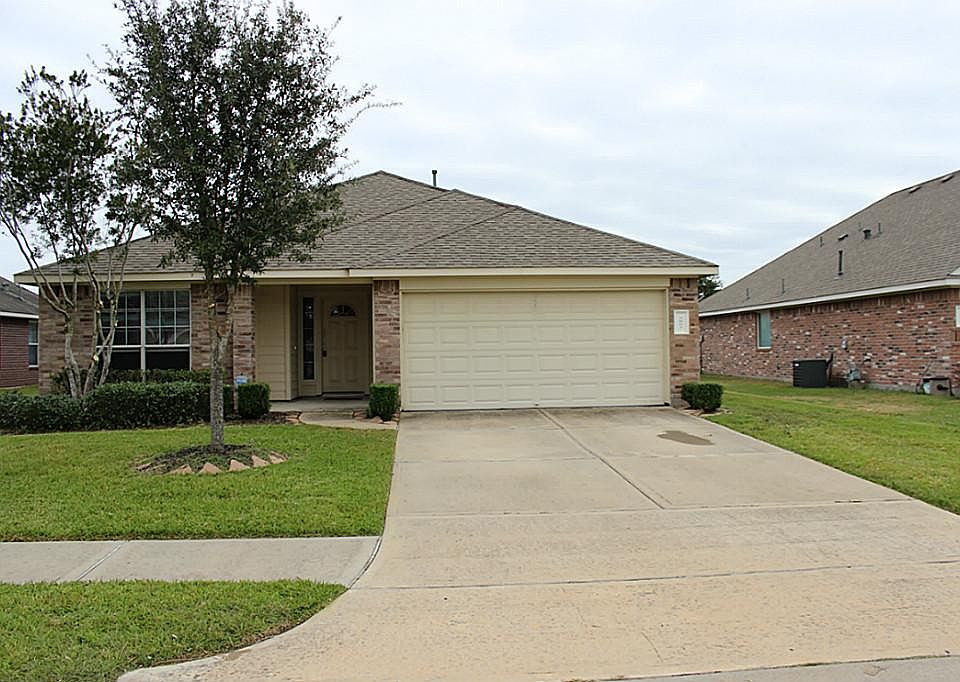 Great curb appeal