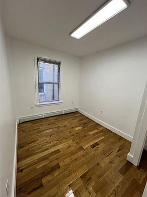 4th image of 1136 Fteley Ave