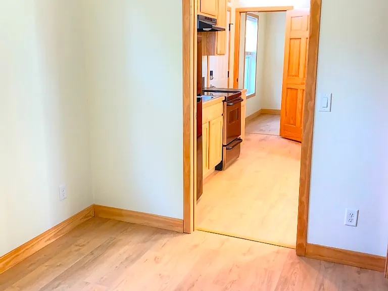 220 Commerce St — Photo 9