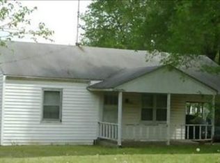 1910 SE Illinois Ave, Topeka, KS 66607