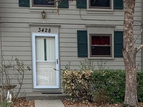 3428 SW Arrowhead Rd, Topeka, KS 66614