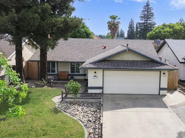 1136 N Atwood Street, Visalia, CA 93291