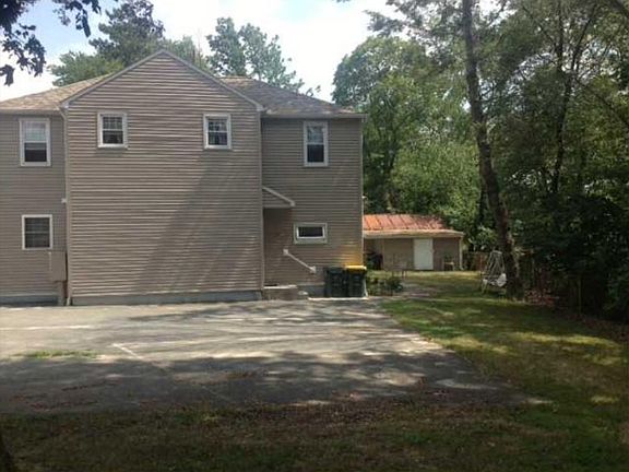 2nd image of 352 Waterman Ave
