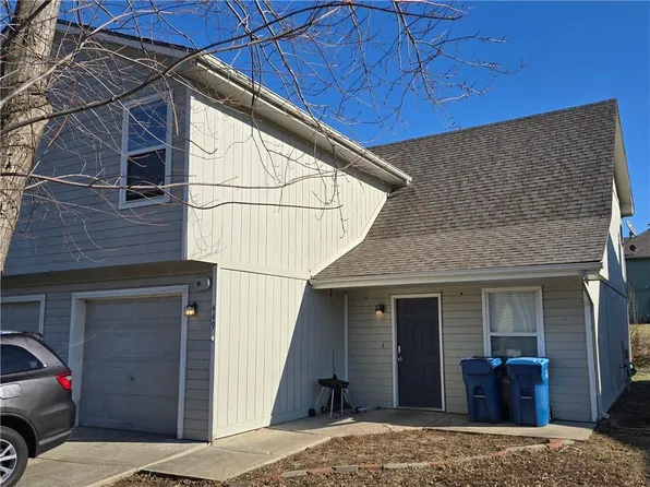 449 Spring Ave, Liberty, MO 64068