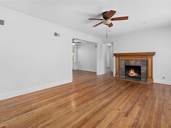 3rd image of 5106 W 72nd Ter