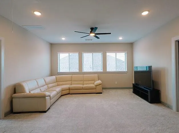 5823 Ash Valley Dr — Photo 30