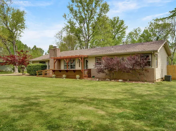 4832 S Fremont Avenue, Springfield, MO 65804