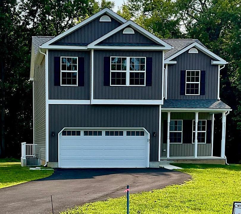 1st image of 21 Radcliffe Ct
