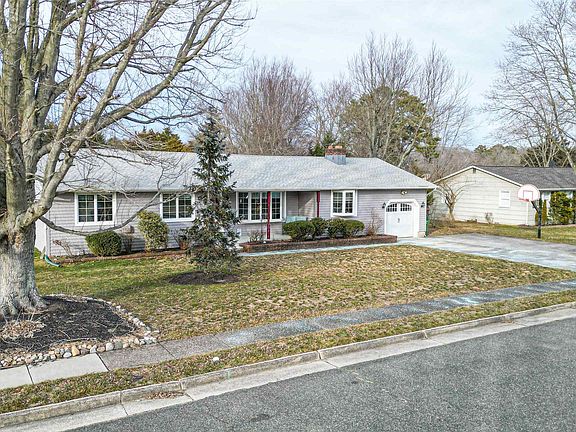 4th image of 317 Discovery Ln