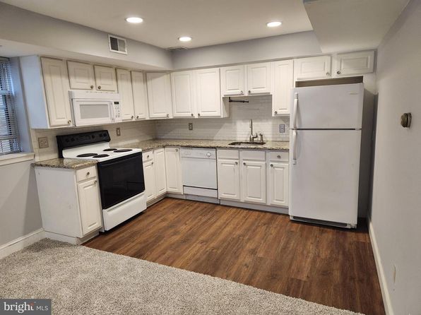 4329 Main St #4