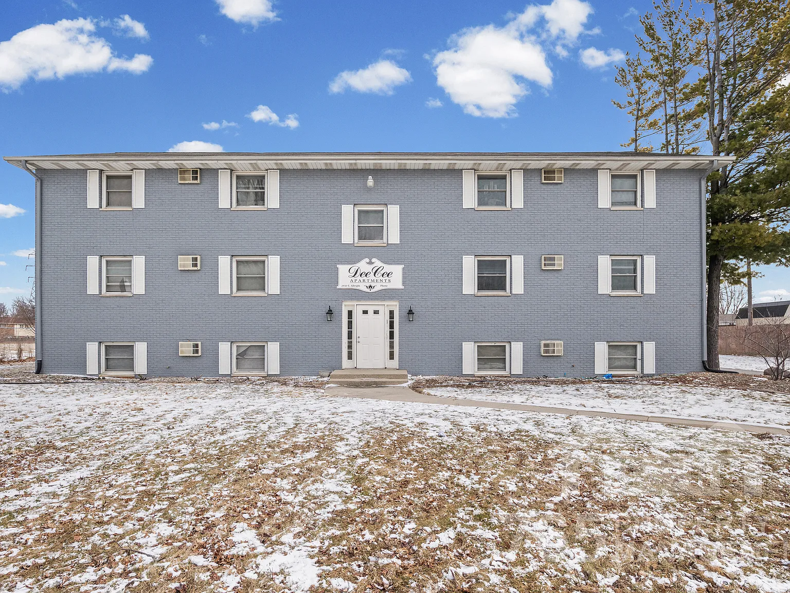1 bed, 700 sqft, $695 — Photo 1