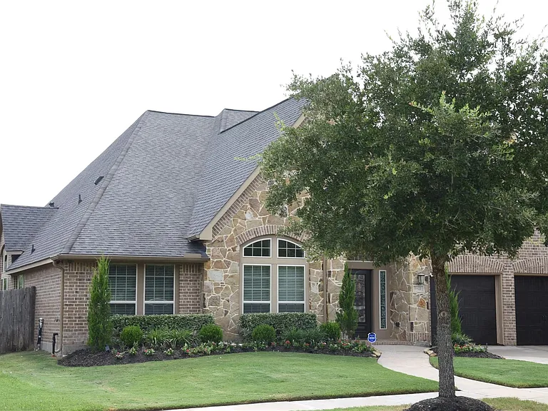 5922 Solara Ledge Ln — Photo 33