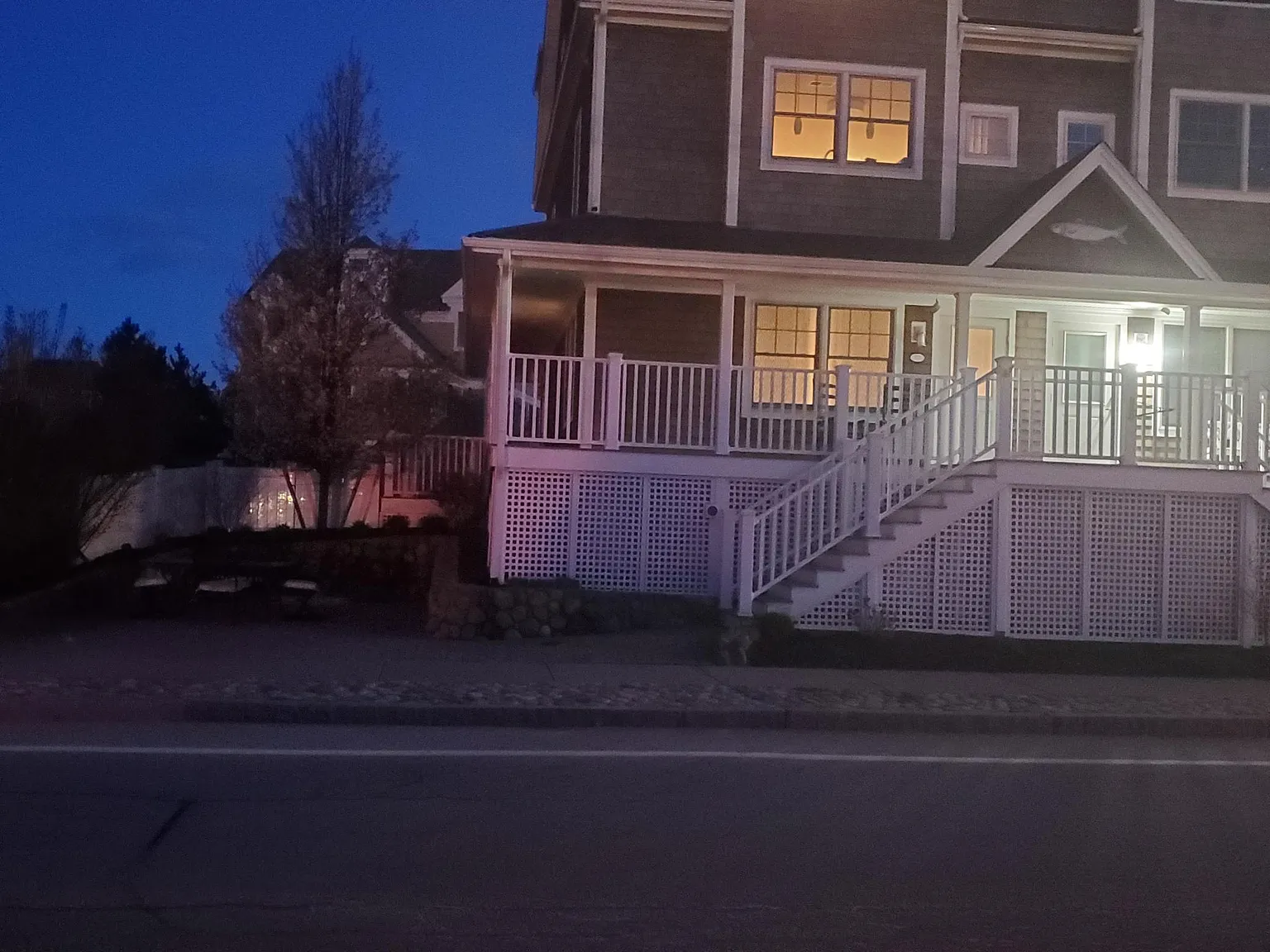 236 Sand Hill Cove Rd — Photo 4