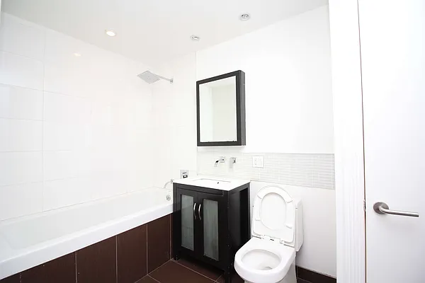 Rented by Nooklyn NYC LLC | media 26