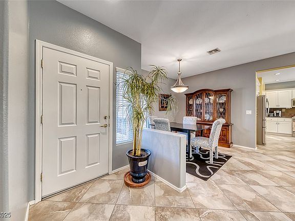 5th image of 2356 Great Elk Dr