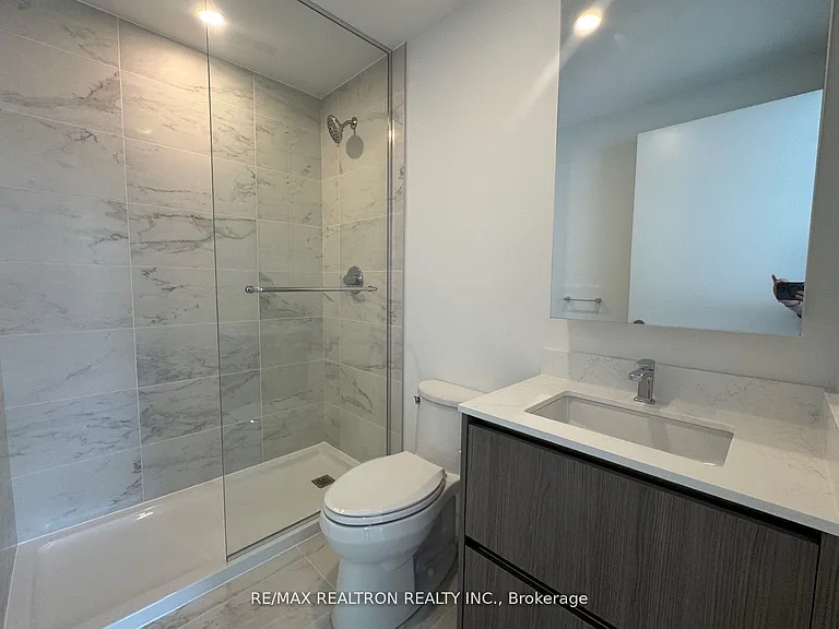 8188 Yonge St #405 — Photo 24