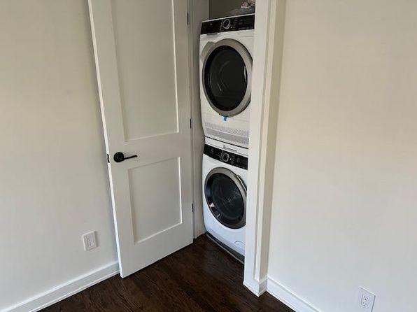 (undisclosed Address), Northport, NY 11768