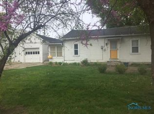 225 E William St, Maumee, OH