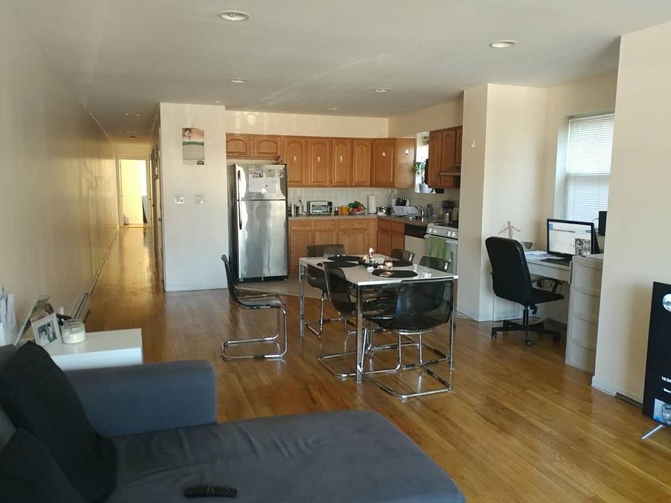 1st image of 12118 5th Ave #2
