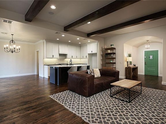 3rd image of 17108 Royal Troon Dr
