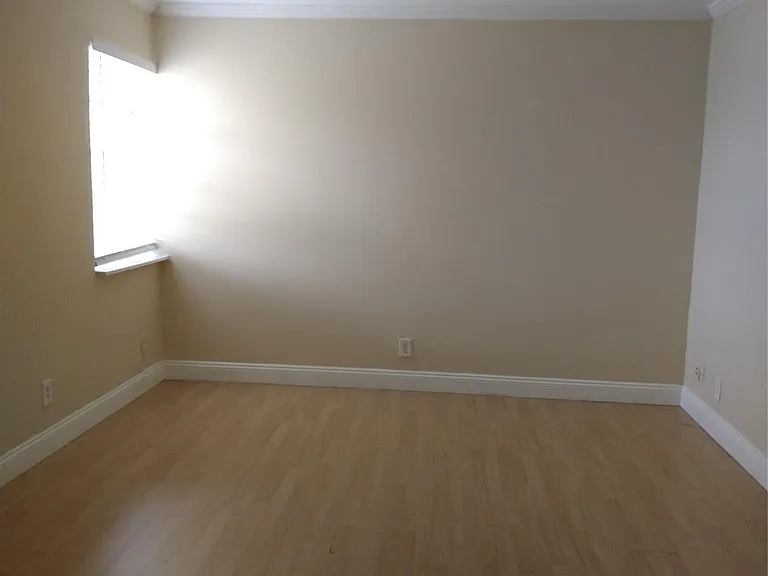 8903 NW 28th Dr #8 — Photo 11