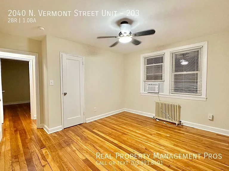 2040 N Vermont St #203 — Photo 10