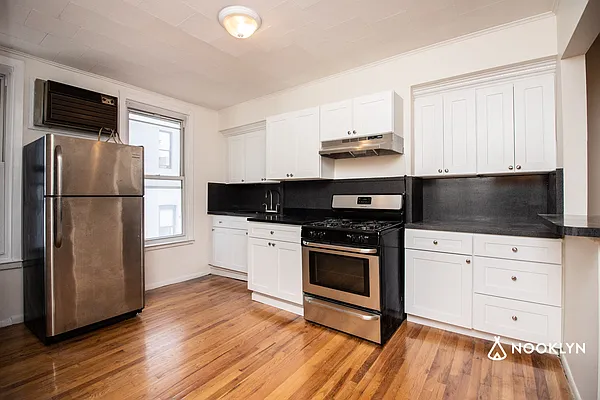 Rented by Nooklyn NYC LLC | media 10