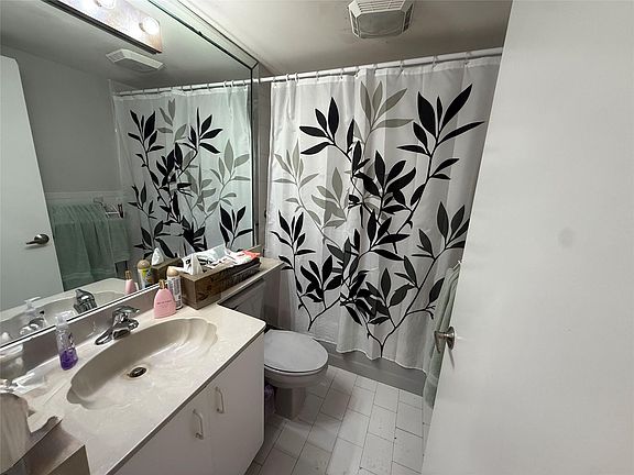4th image of 1291 SW 139th Place