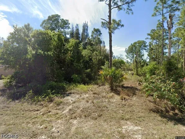 1115 5th Ave, Lehigh Acres, FL 33972