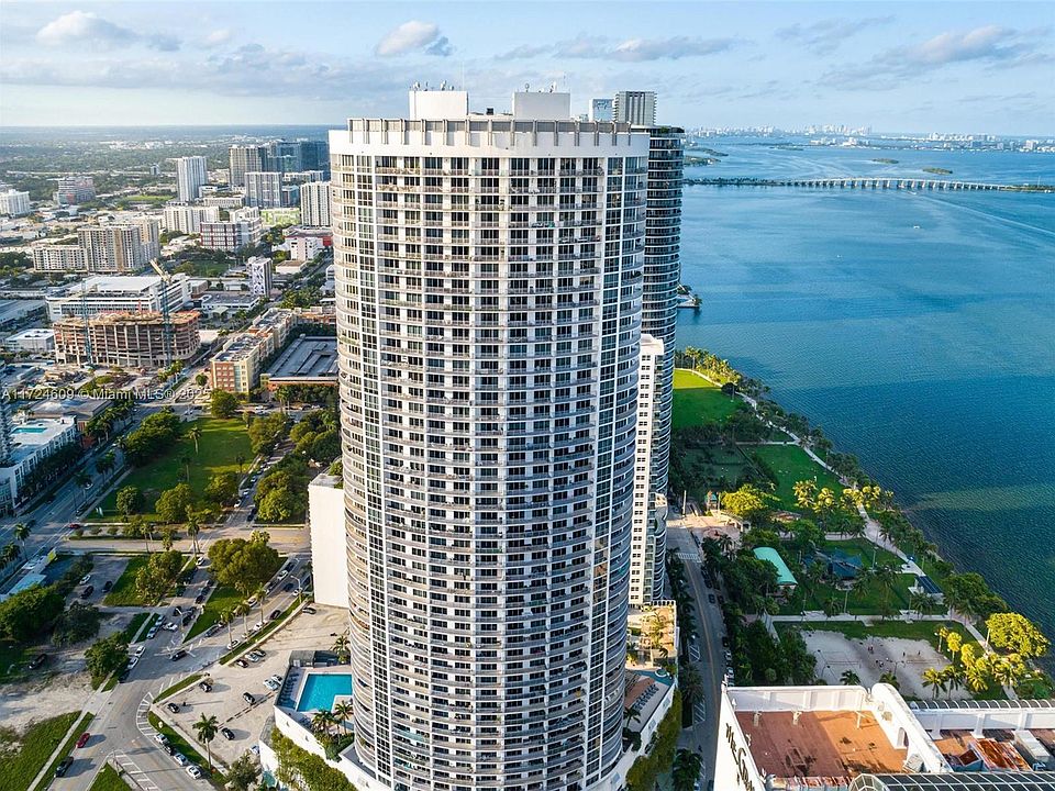1st image of 1750 N Bayshore Dr APT 5608