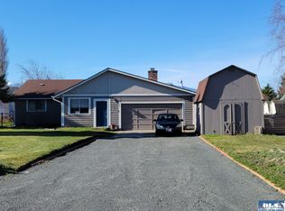 122 Agnew Pkwy, Port Angeles, WA