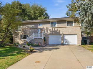 1024 S 218th St, Elkhorn, NE 68022