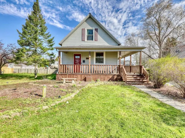7640 W Clarke STREET, Wauwatosa, WI 53213