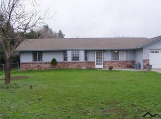 25215 3rd Ave, Los Molinos, CA 96055