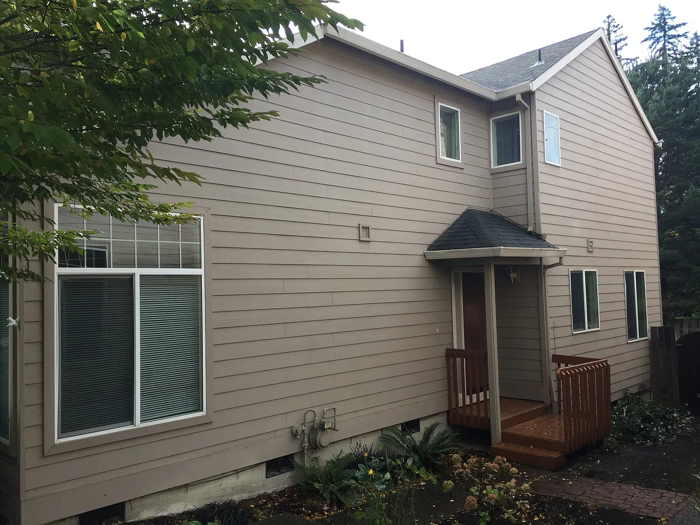 Lovely home near Progress Ridge Square — Photo 3