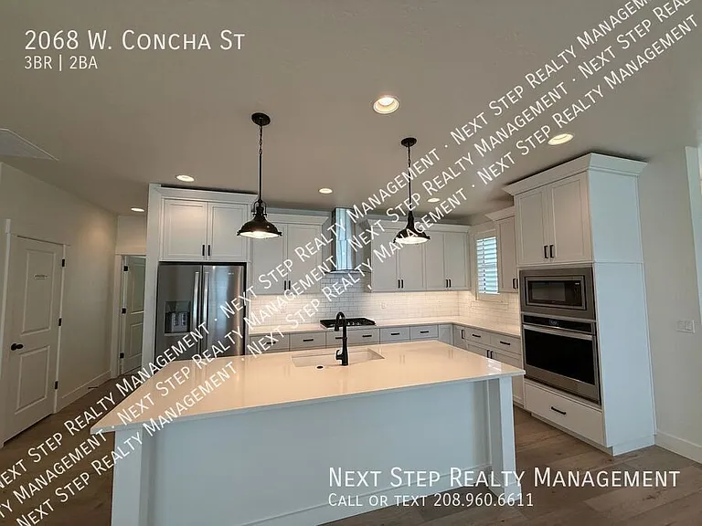 2068 W Concha St — Photo 5