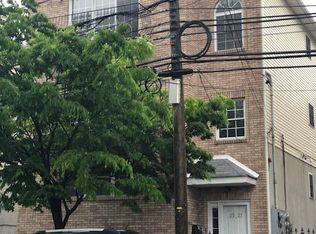 25-27 Norfolk St APT 1, Newark, NJ 07103