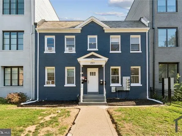 221 20th St NE, Washington, DC